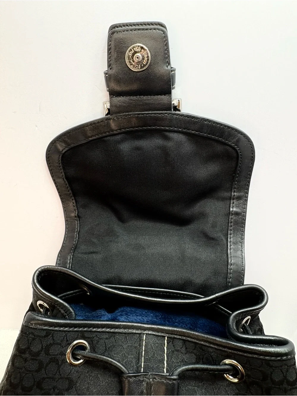 Coach compact drawstring